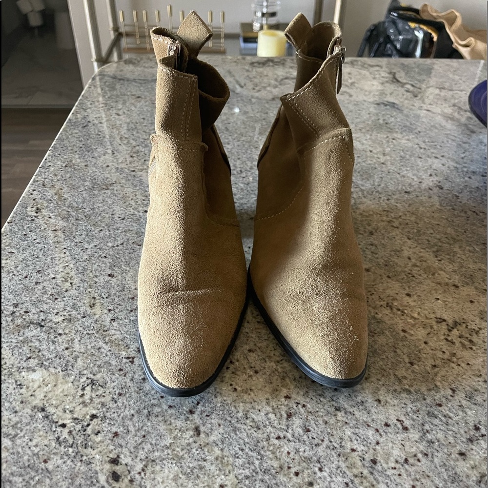 Fabulous - Zara - suede booties -